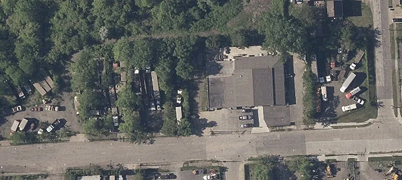 4321 Pershing Ave