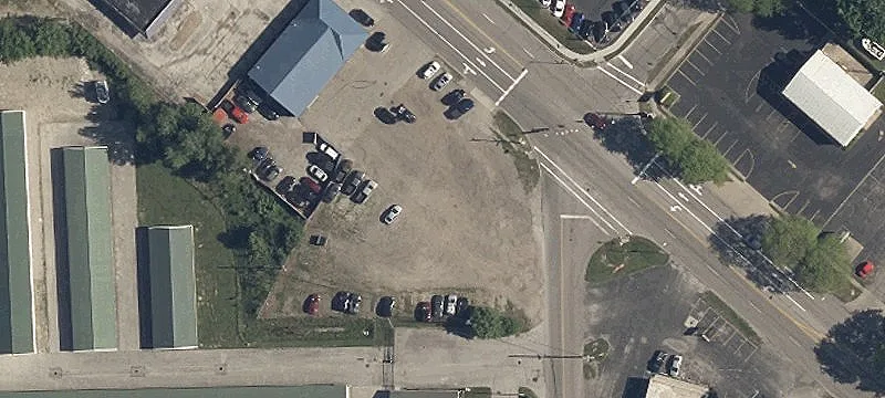 2306 Woodville Rd