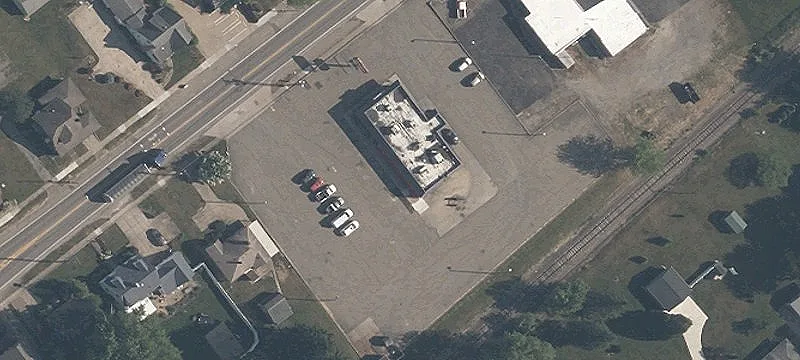 709 Lincolnway