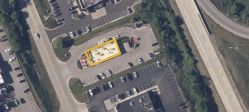 65 Montrose W Ave