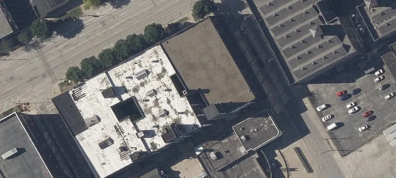 2230 Superior E Ave