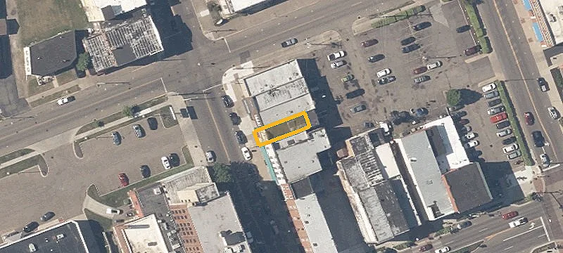 42 Erie N St