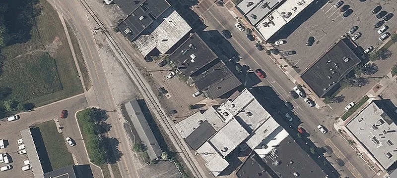 694 Broadway Ave