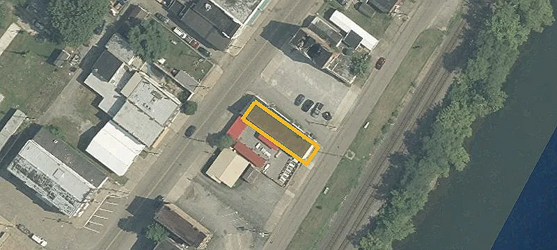 330 Main St