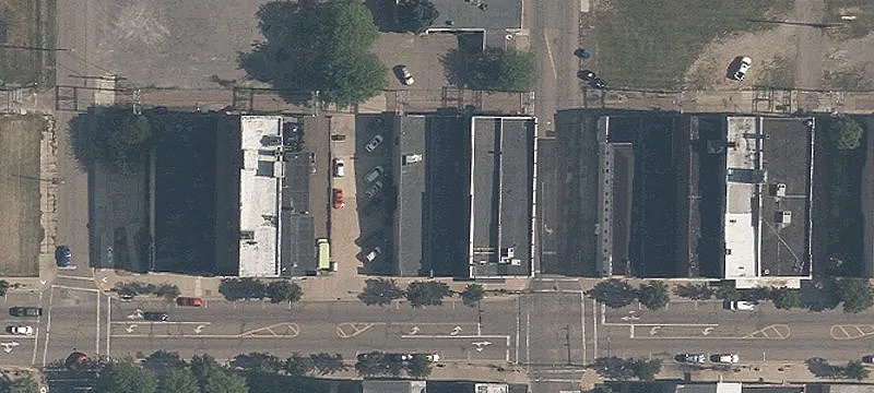 250 Main St