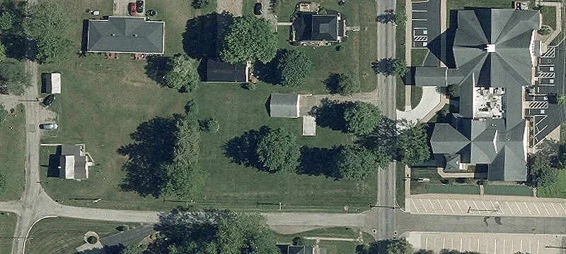 435 Main St