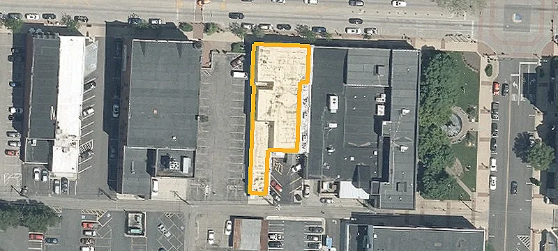 124 Main St