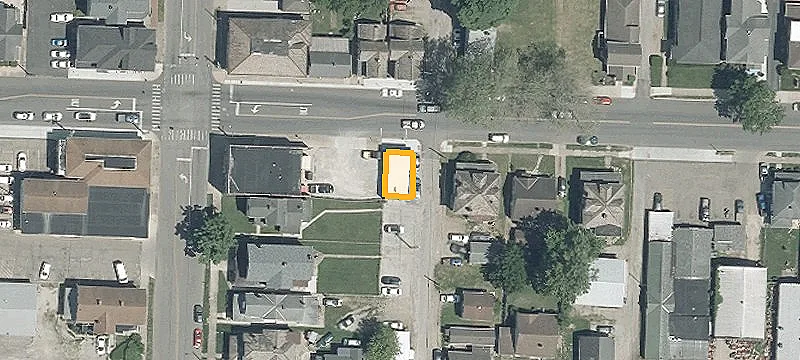 152 6th Ave
