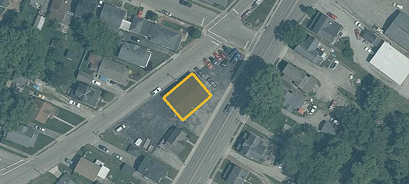 1107 Main St