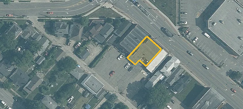 577 Main St