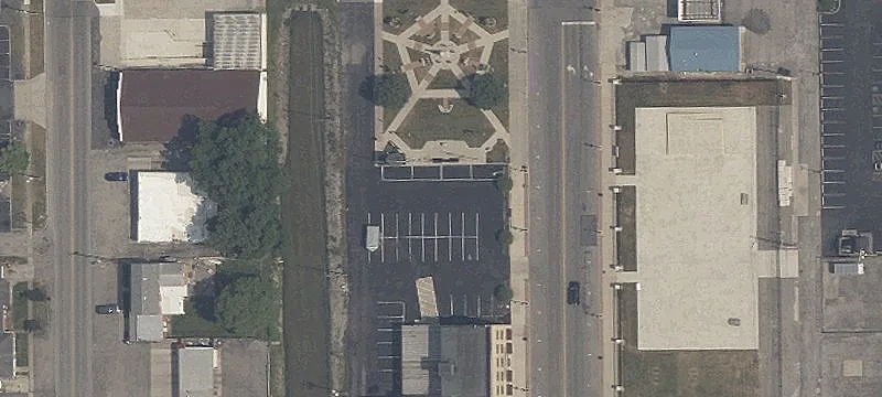 Main St