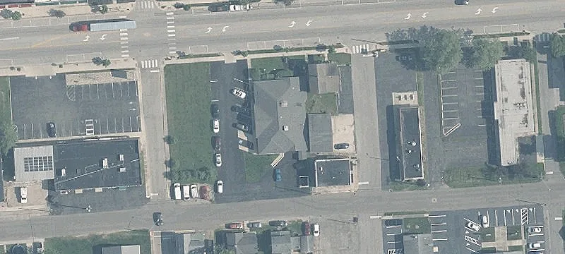 121 Main St