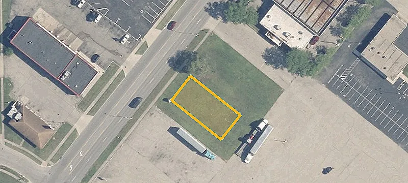 602 Taywood Rd