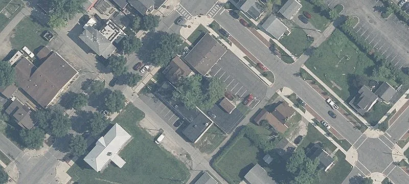 3986 Main St