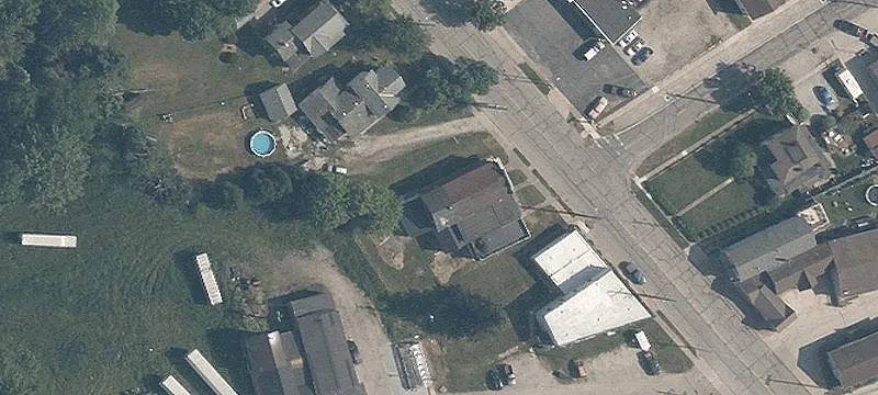 4184 Main St