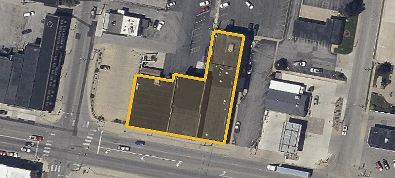 215 Main St