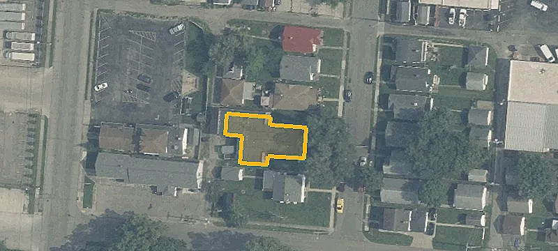 613 Daniel St