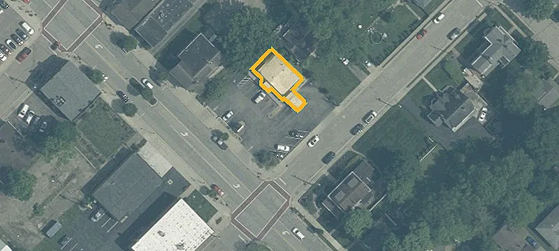 380 Main St