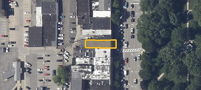 17 Public Sq