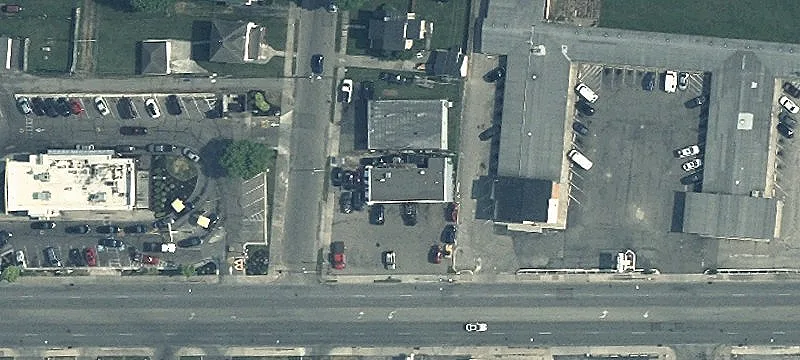 2406 Main St