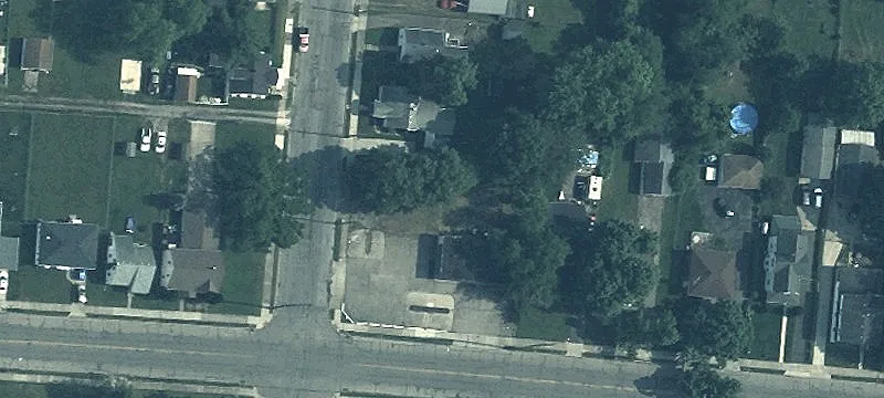 1560 Belmont Ave