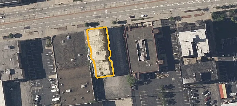 3230 Euclid Ave