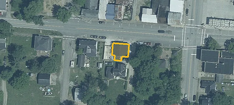 12 Main St