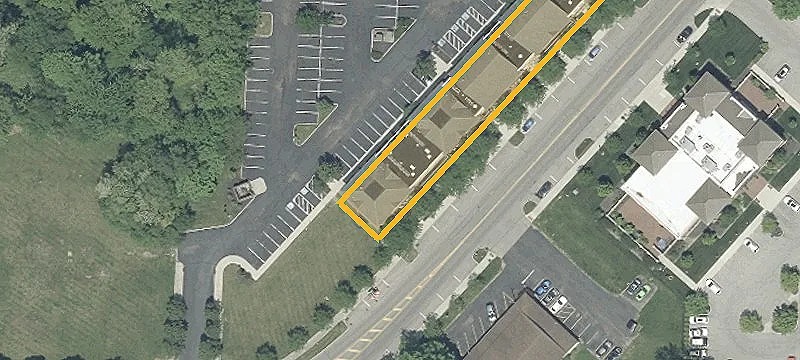 106 Main St