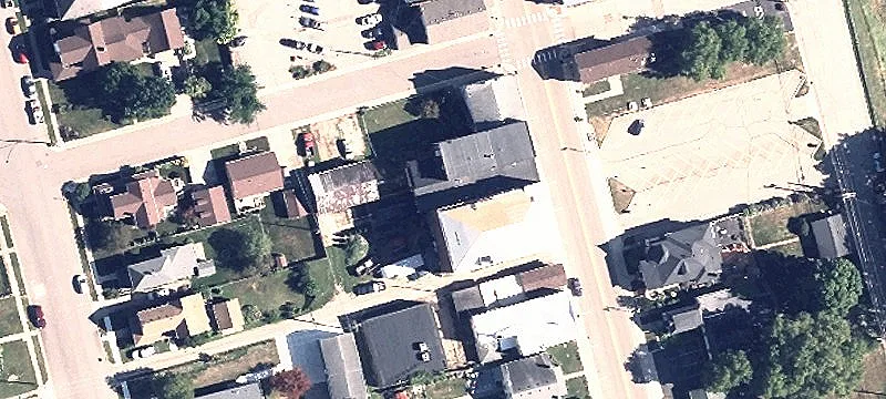 11 Miami St