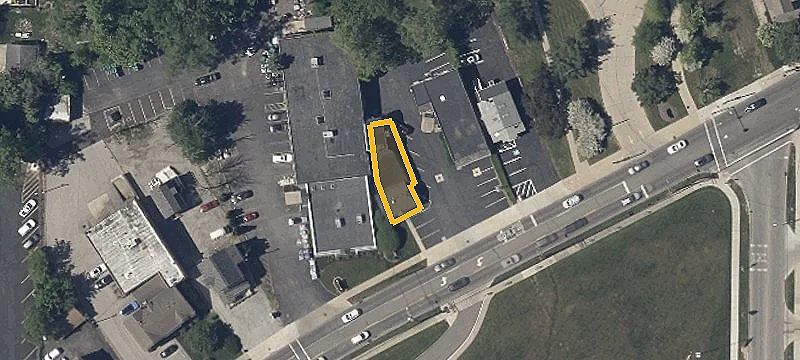 20160 Detroit Rd