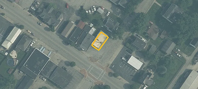 206 Main St