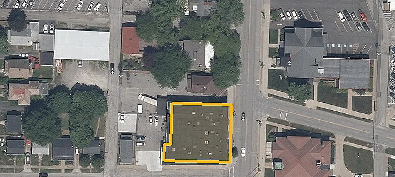 147 Main St