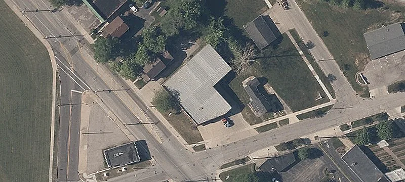 903 Broadway Ave