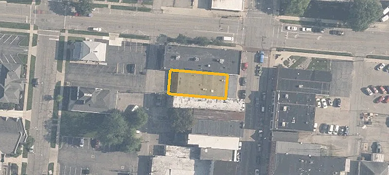 129 Main St