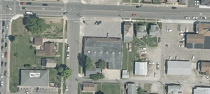 232 6th Ave