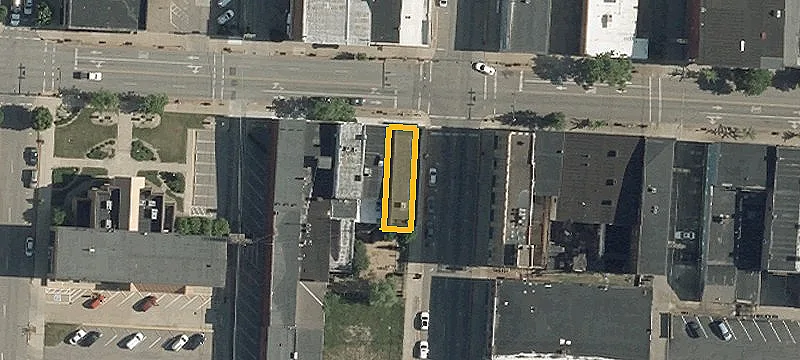 536 Main St