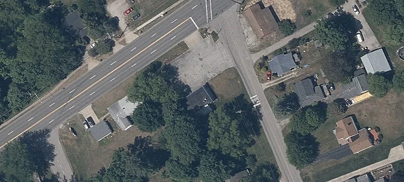 5808 Rdg W Rd