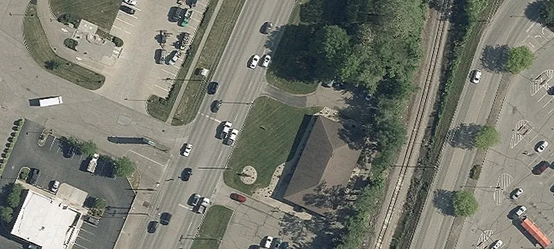 200 Maysville Ave