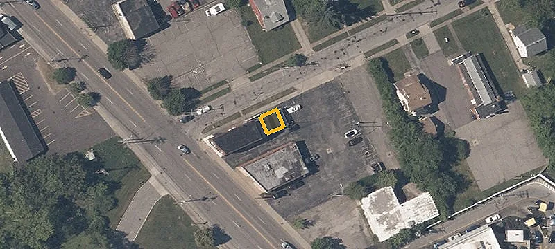 15501 Broadway Ave