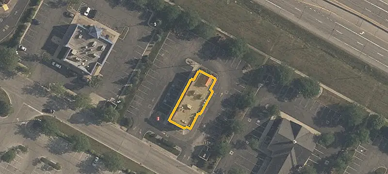 10143 Fremont Pike