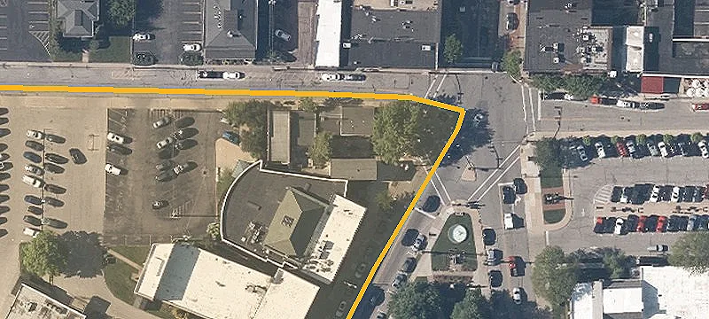 28 Public Sq