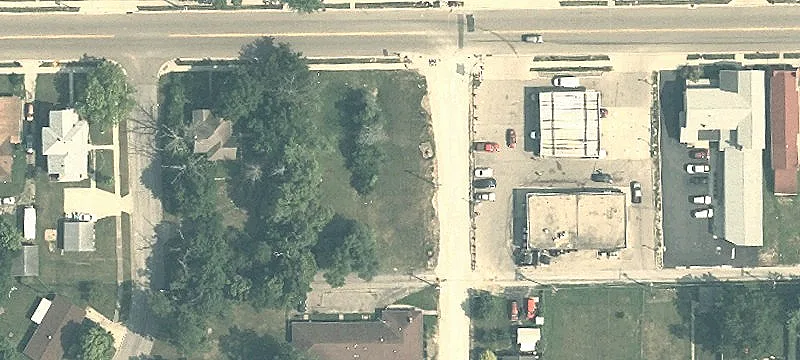 100 Main St