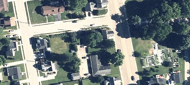 223 Main St