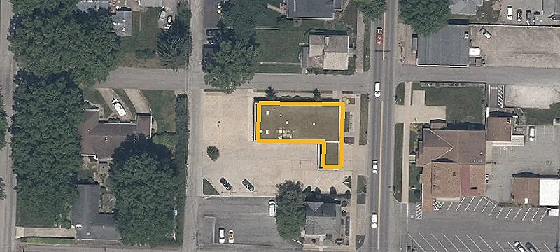 35 Main St