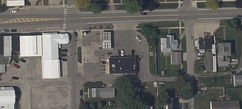 202 Main St
