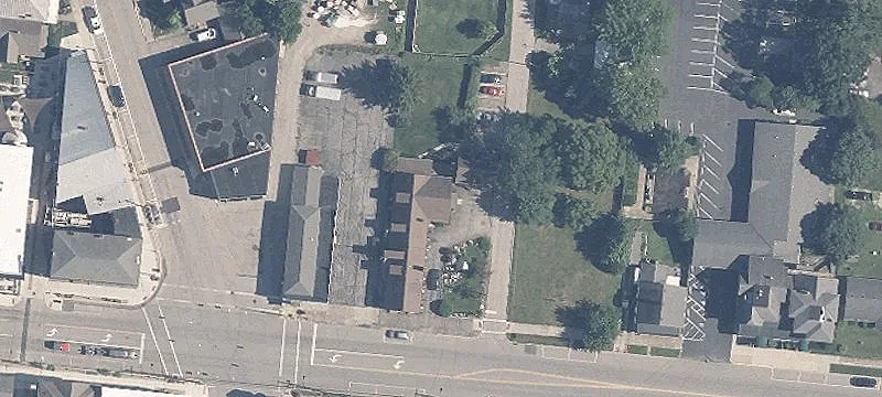 124 Main St