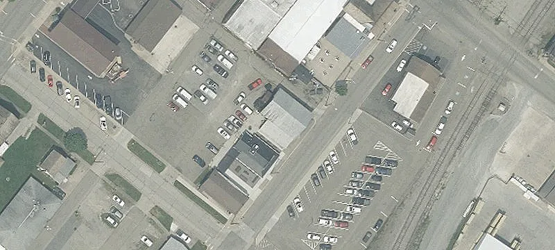 118 Factory SE St