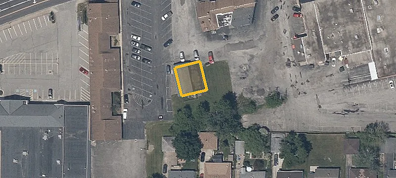 3413 Canfield Rd