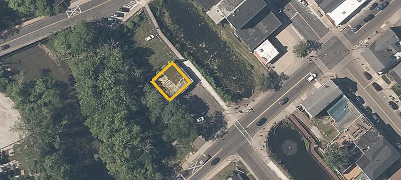 136 Cherry W St