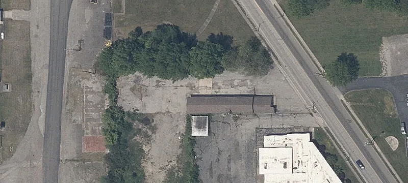 1256 Main St
